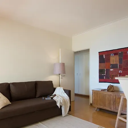 Beach Apartment Parede